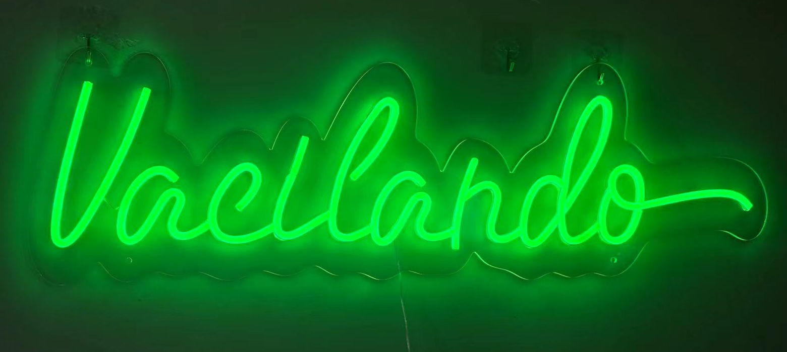 "Vacilando" LED Neon On Acrylic - Green / Acrylic