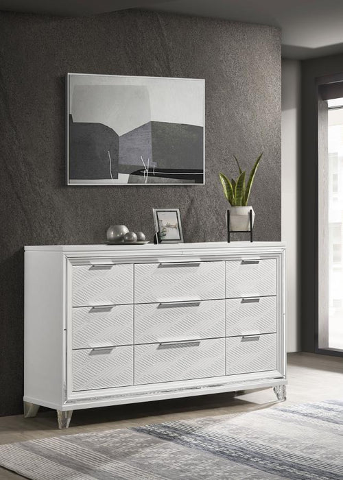 Marmore - 9-Drawer Dresser