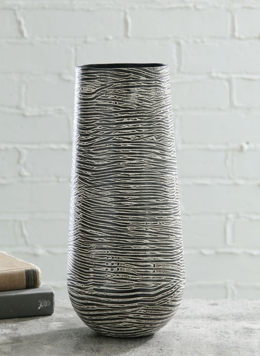 Fynn - Vase - Antique Gray