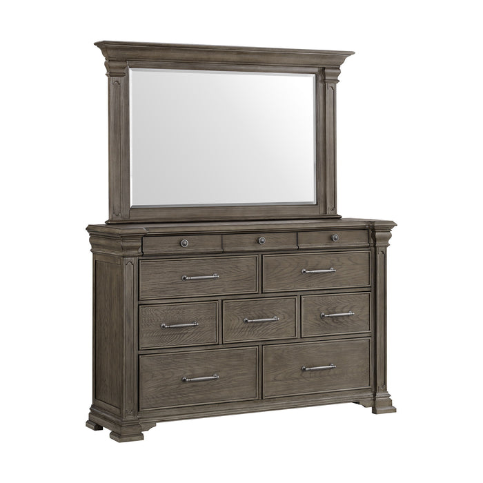 Kings Court - 10-Drawer Dresser